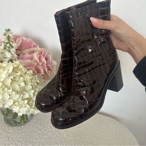 Elegant Brown Croc-Embossed Ankle Boots